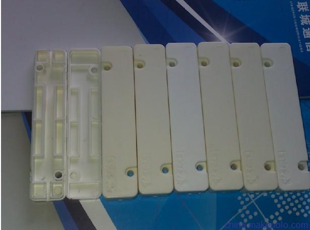 【移動分纖箱,移動配線箱,移動光纖箱,移動樓道箱,皮線光纜保護盒】價格,廠家,圖片,通信設(shè)備零配件,蘇州聯(lián)城通信設(shè)備-